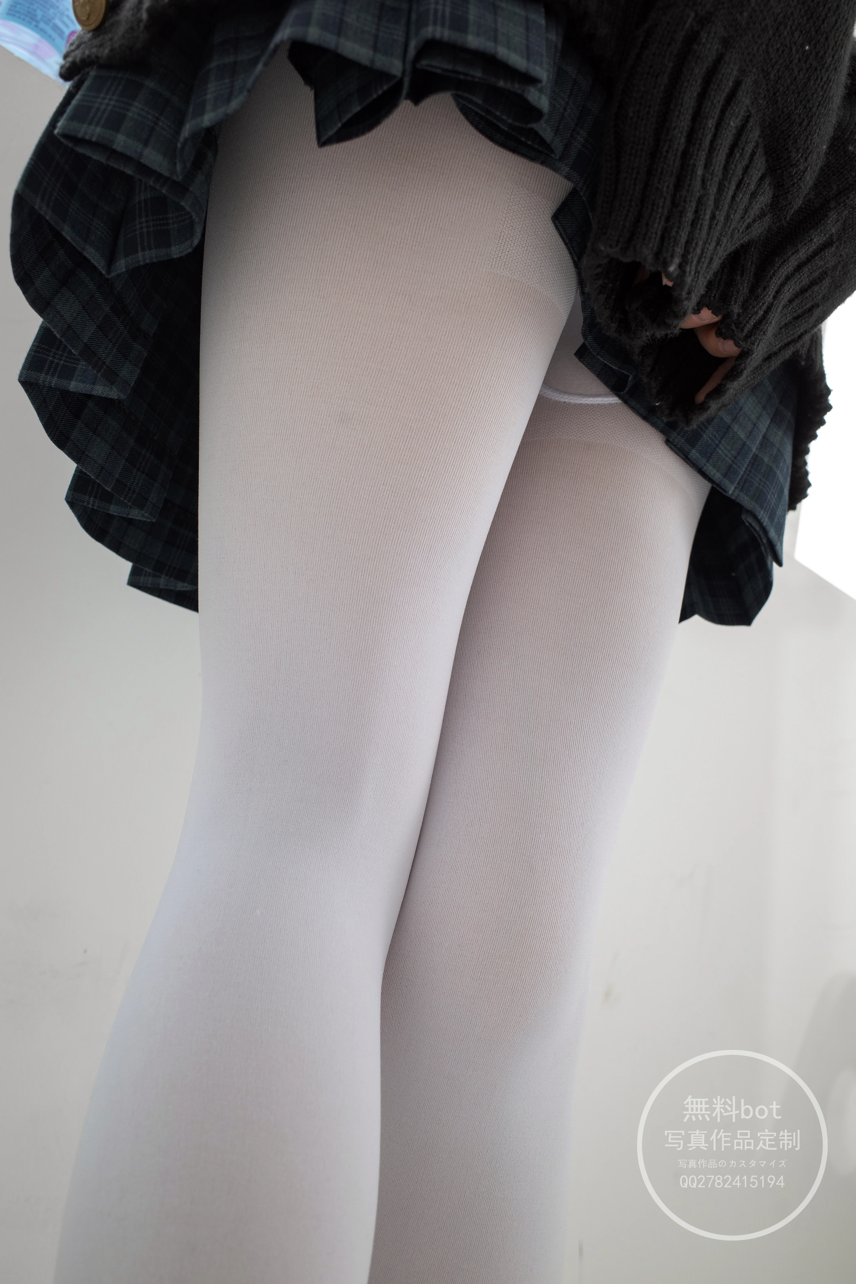 森萝财团 有料002  小香 室内JK白丝少女 [86P]插图6